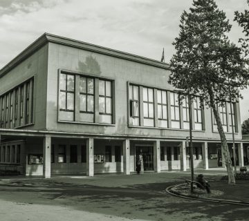 06 360x320